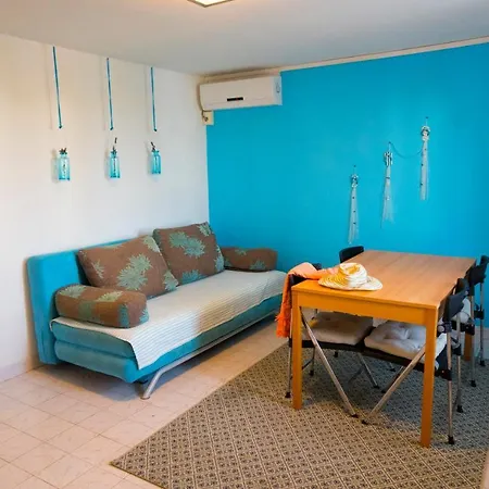 The Sea House Apartments Vis Exterior photo