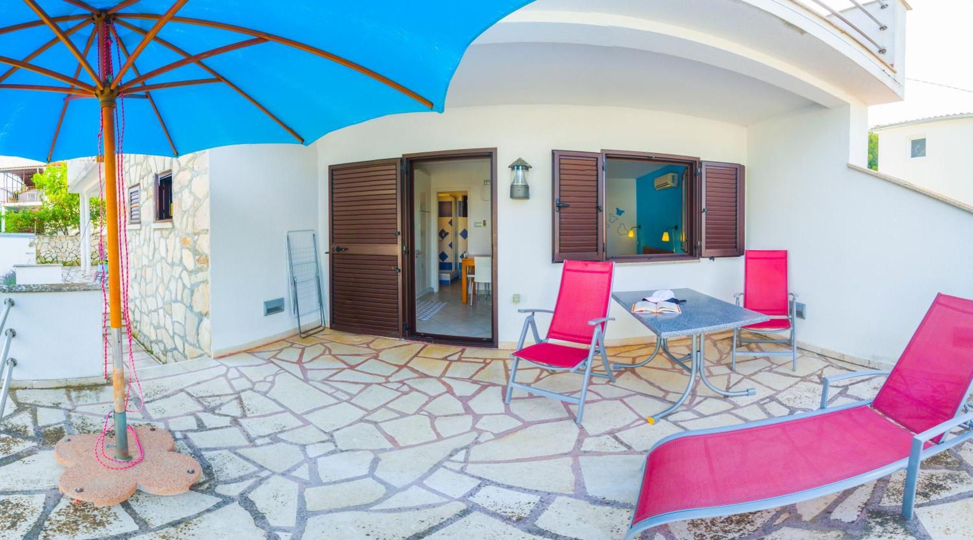 The Sea House Apartment Vis